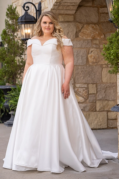 Michelle Dress MB2610 by Sydney’s Closet Michelle Dress MB2610 by Sydney’s Closet